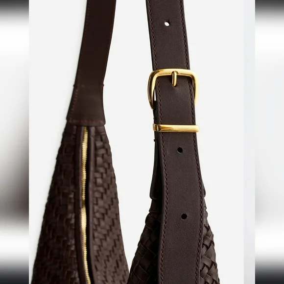 Madewell, The Essential Curve Shoulder Bag, Coffee Bean - Picture 3 of 12